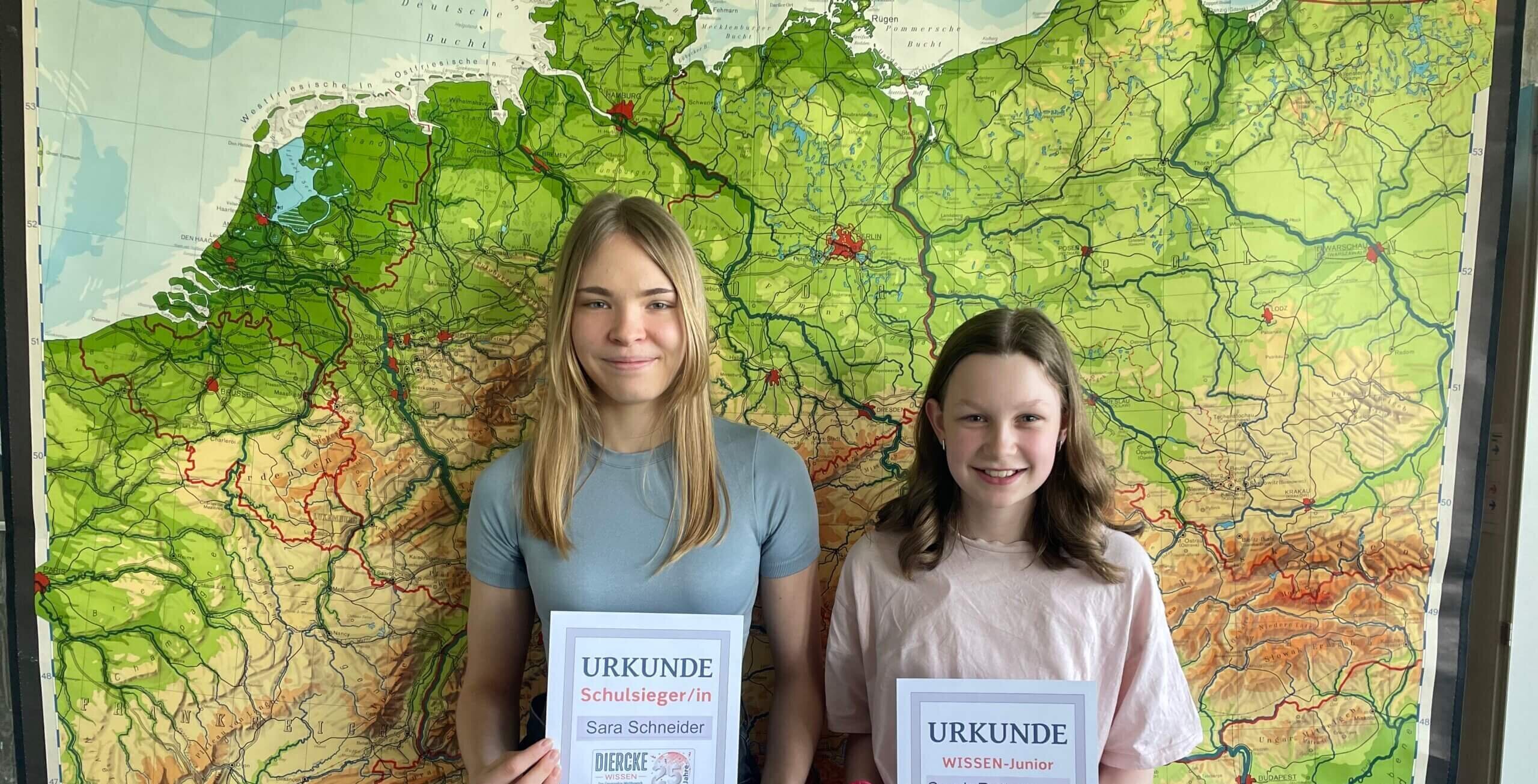 Siegerinnen Geographiewettbewerb